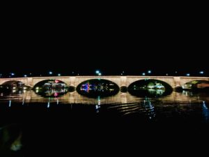 The London Bridge at night
